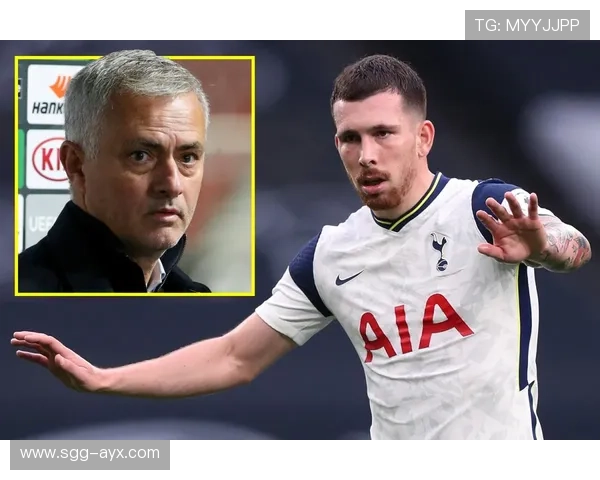 霍伊别尔阅读比赛能力出众成中场关键先生