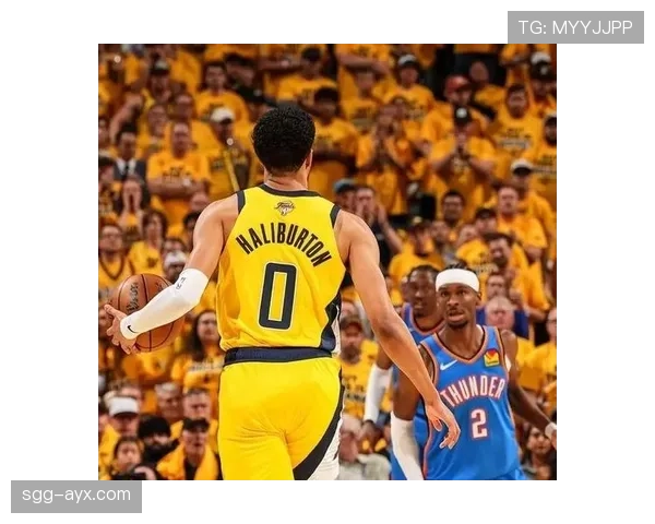 哈利伯顿无球跑动制造空位，三分效率领跑后卫群