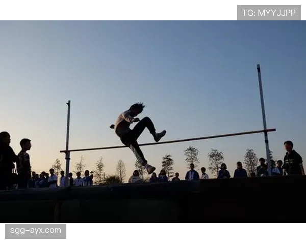 刘璇晒超大衣帽间，和体操场上的她根本不是一个世界